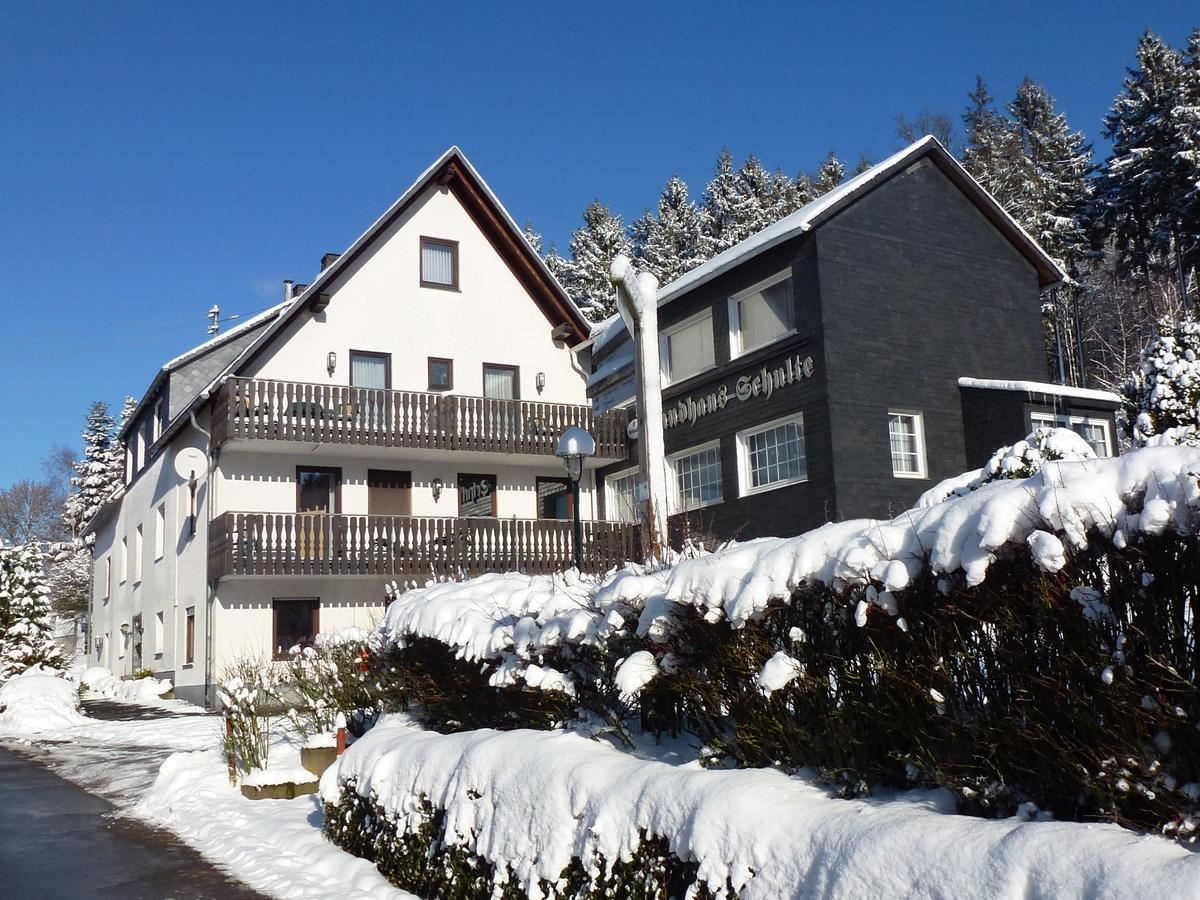 Waldhotel Einstein Kirchhundem Exterior foto